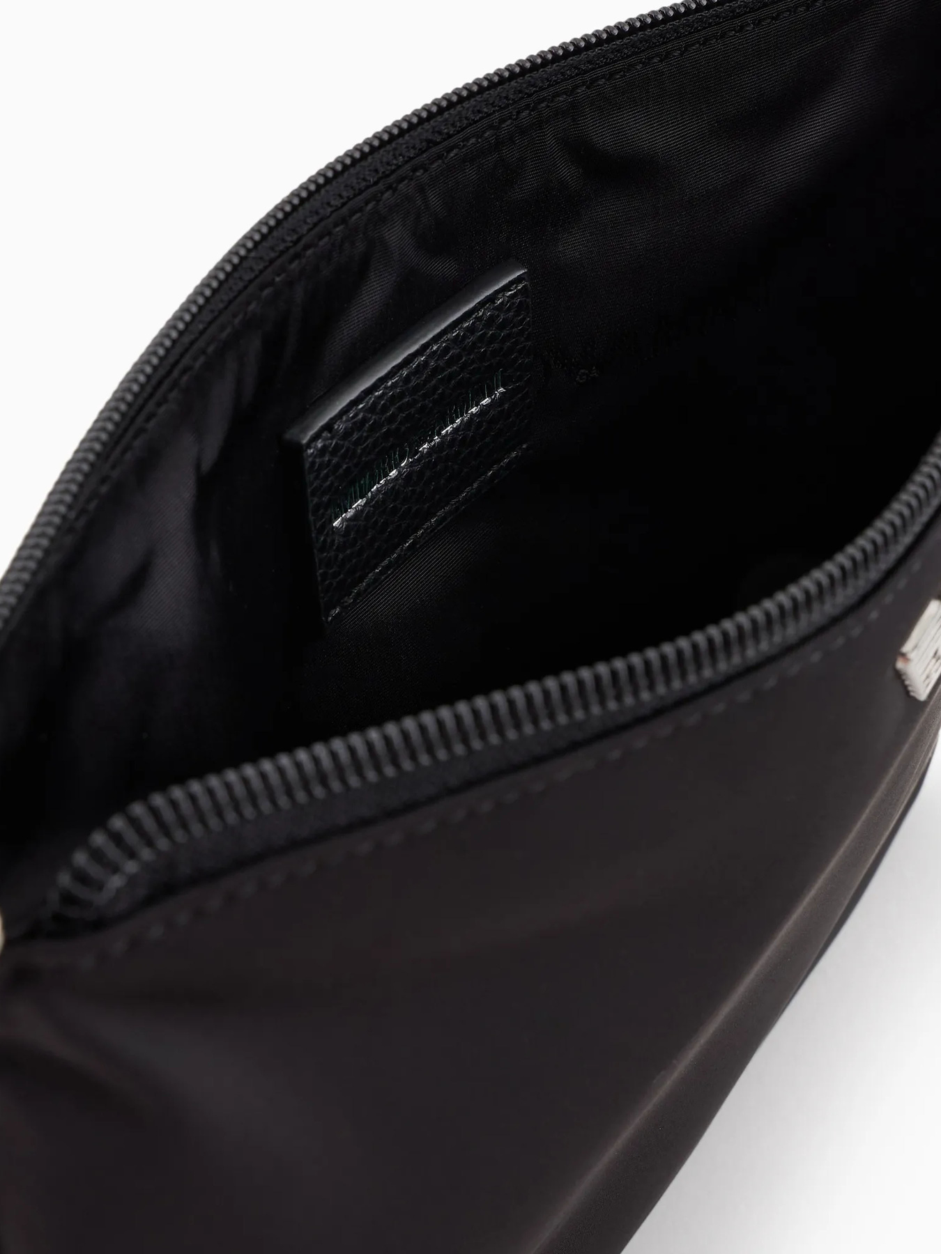 Сумки Emporio Armani модель Y3H097-YWS1E-80001 Фото