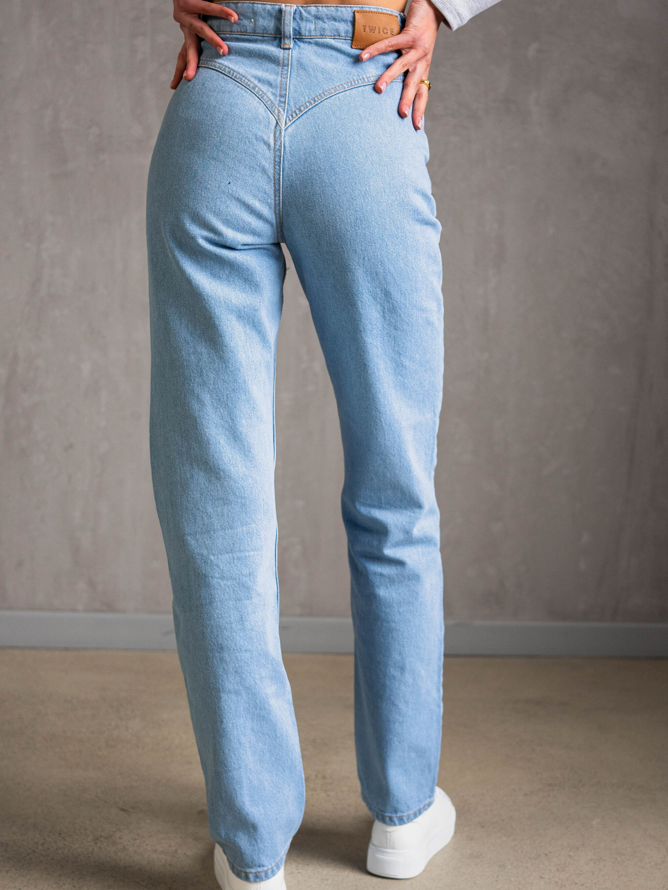 Прямые джинсы Twice модель 2470205 Фото