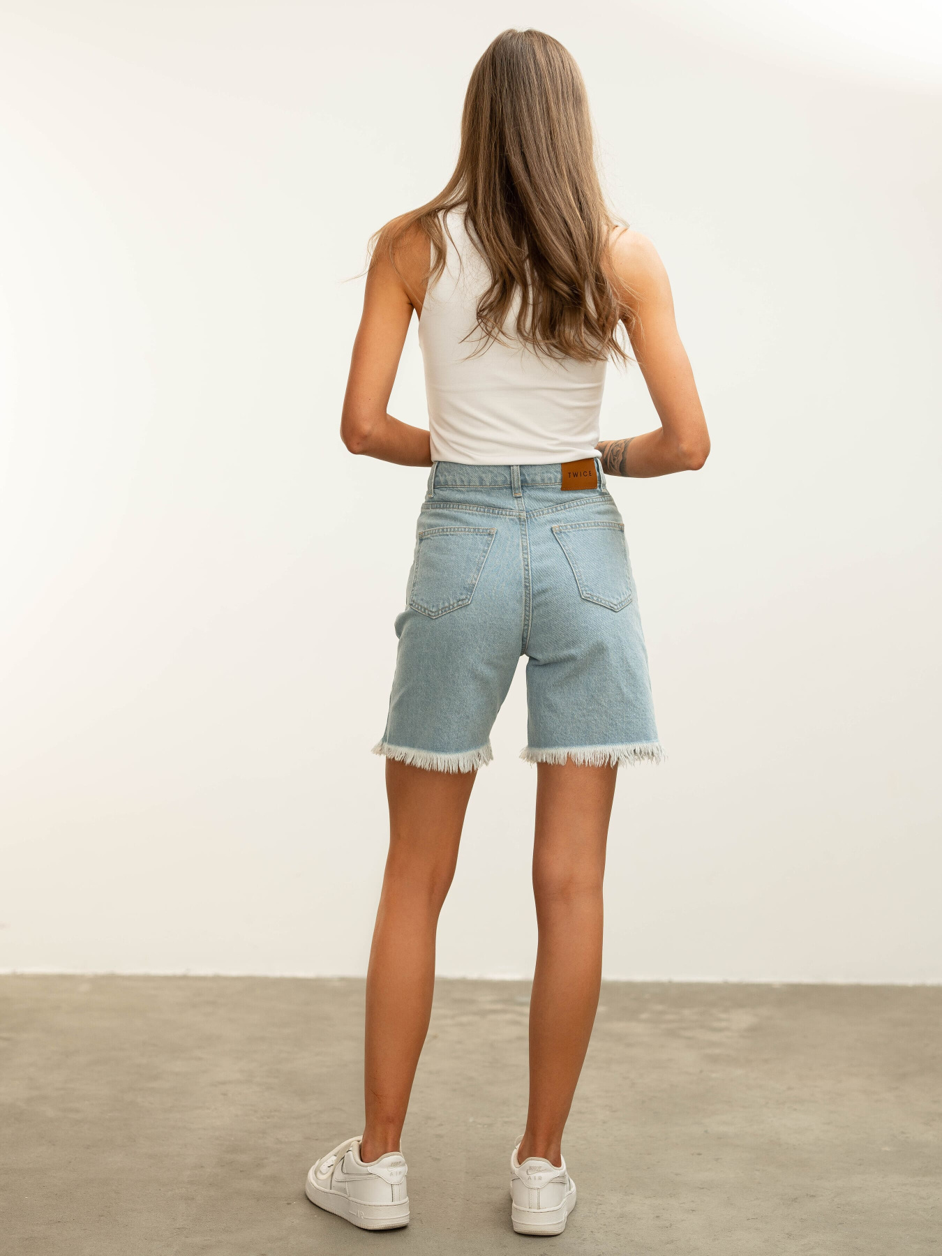 Шорты джинсовые Twice модель 053919361 Фото