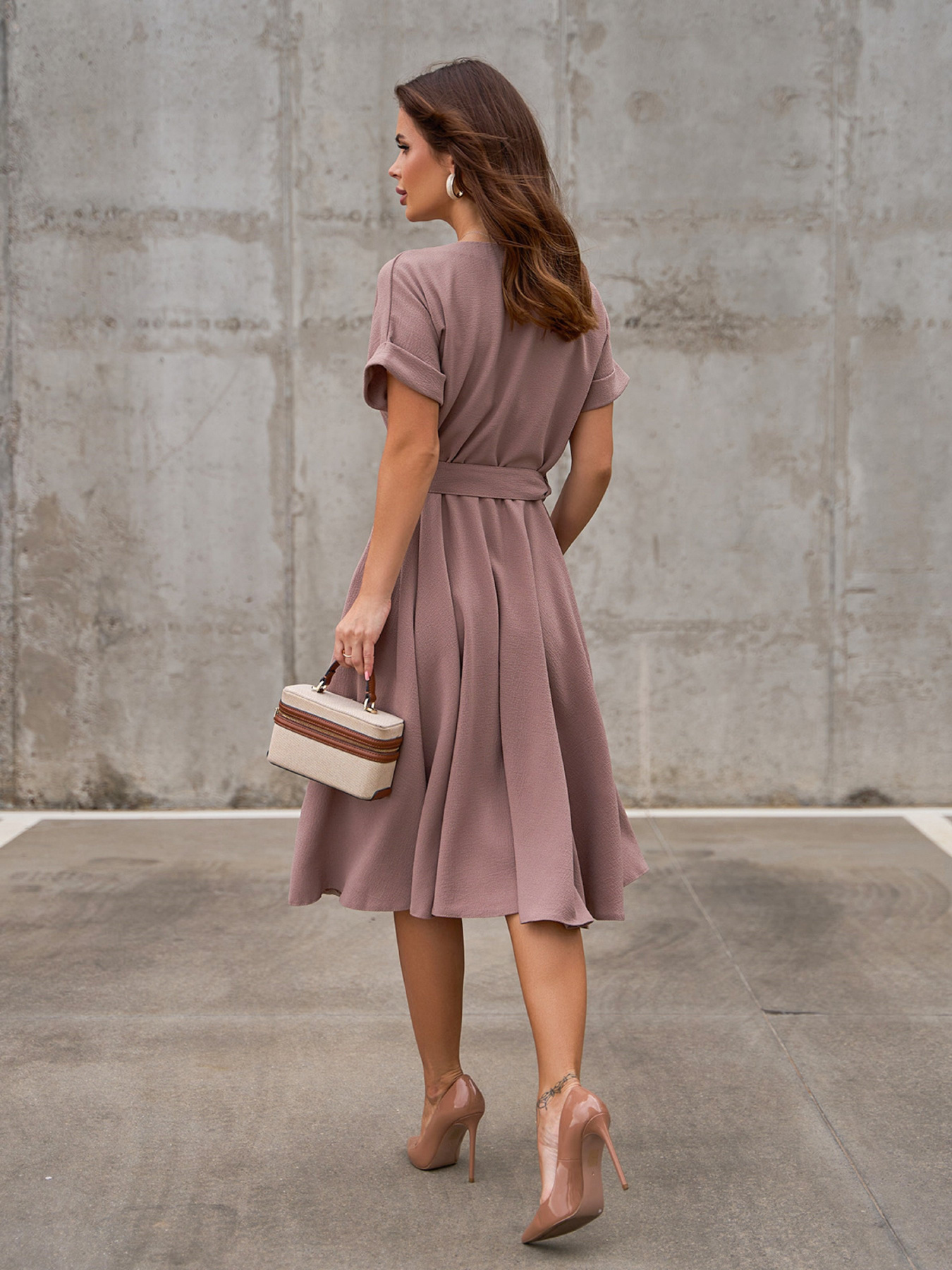 Платье миди ISSA Plus модель 14529_бежевый Фото