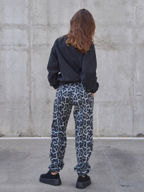 Костюм ISSA Plus модель SA-557_черный_серый Фото