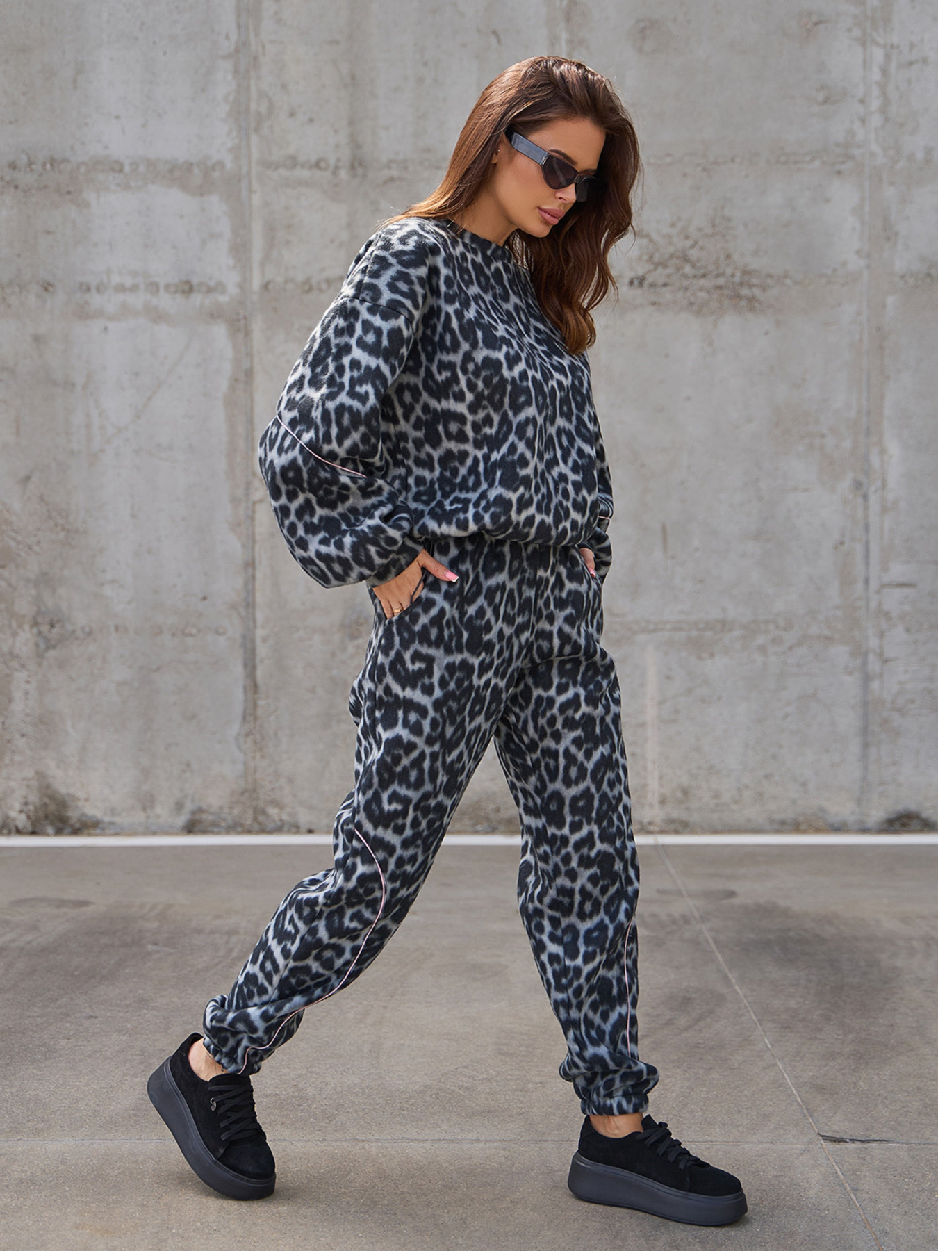 Повседневный костюм ISSA Plus модель SA-568_серый Повседневный костюм ISSA Plus модель SA-568_серый Фото