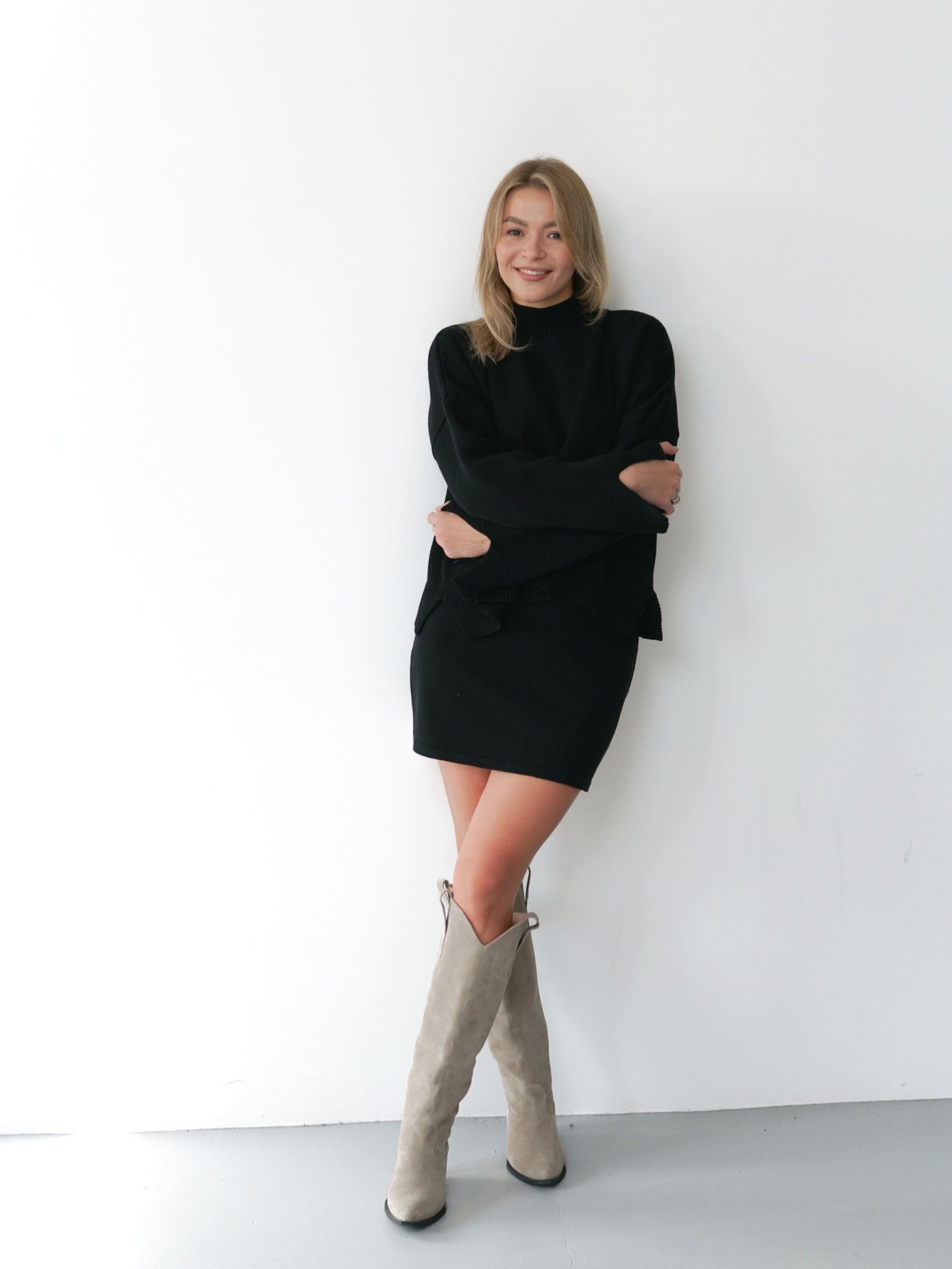 Свитер Twice модель 230819102350 Фото