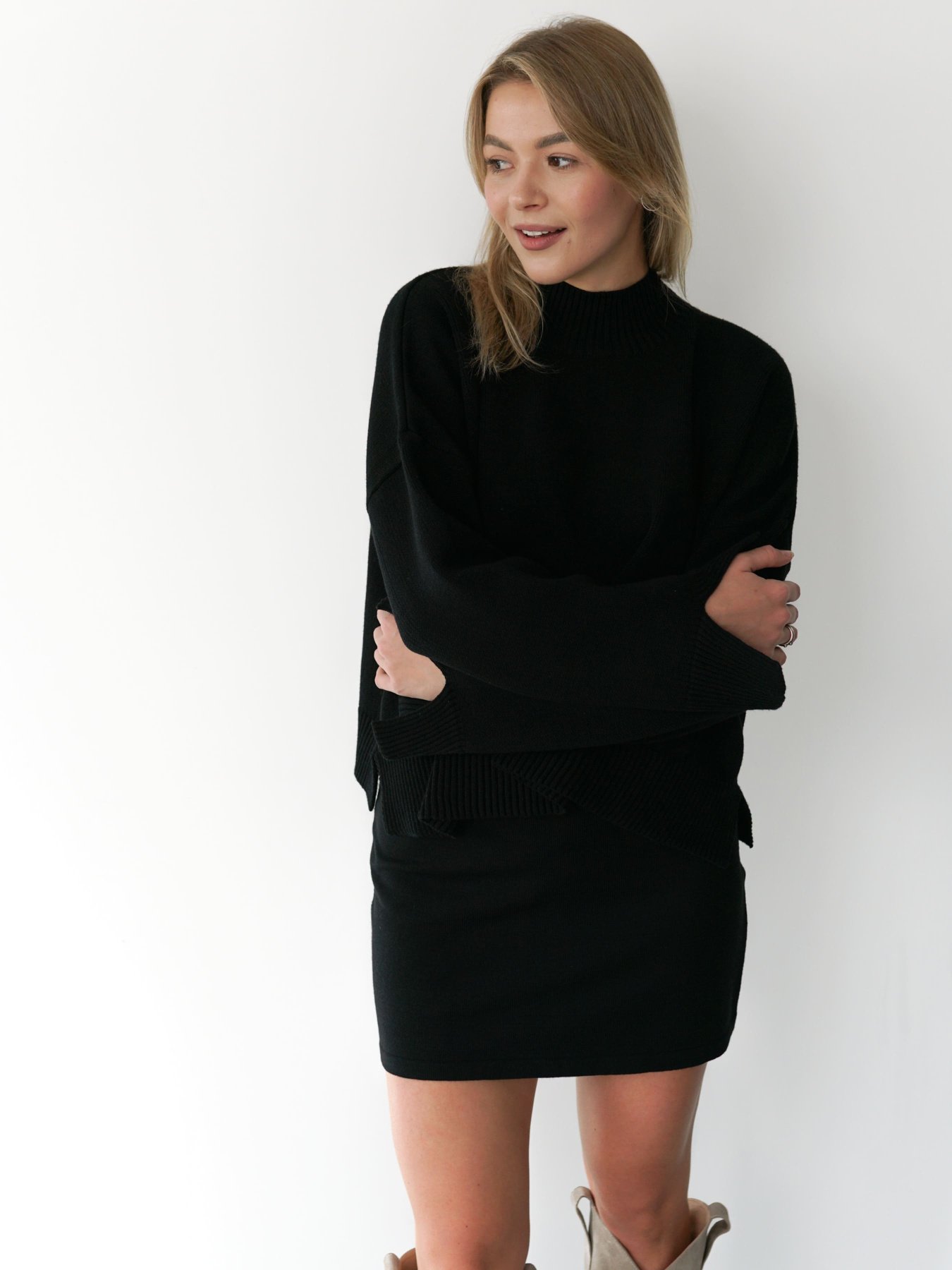 Свитер Twice модель 230819102350 Фото