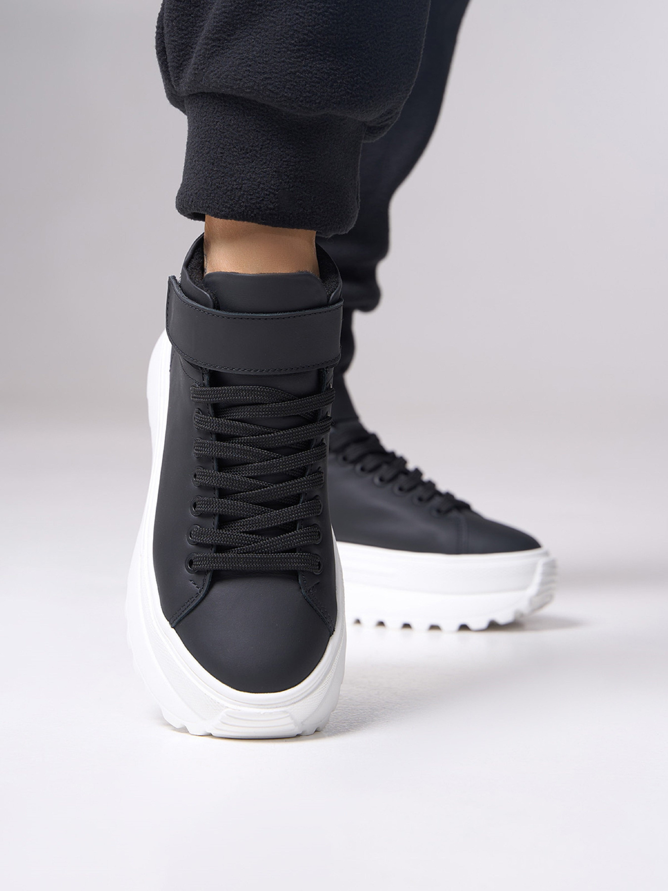 Ботинки ISSA Plus модель OB2-531_черный Фото