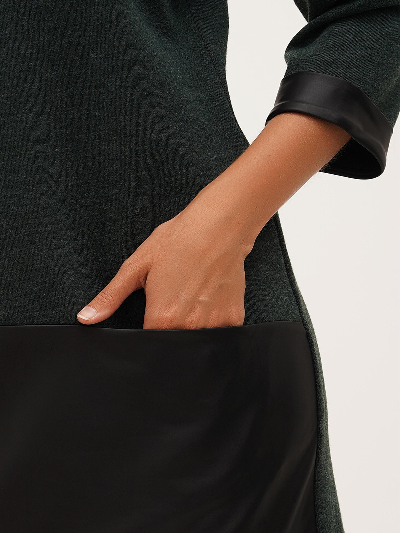 Платье мини Sassofono модель A271-SC-3485_зелёный Фото