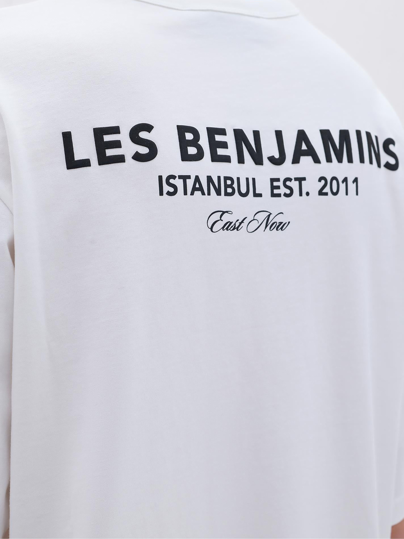 Футболка Les Benjamins модель LB23FWCLAMUTS.409 Фото