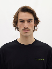 Футболка Les Benjamins модель LB24SSKISMUTS.007 Фото