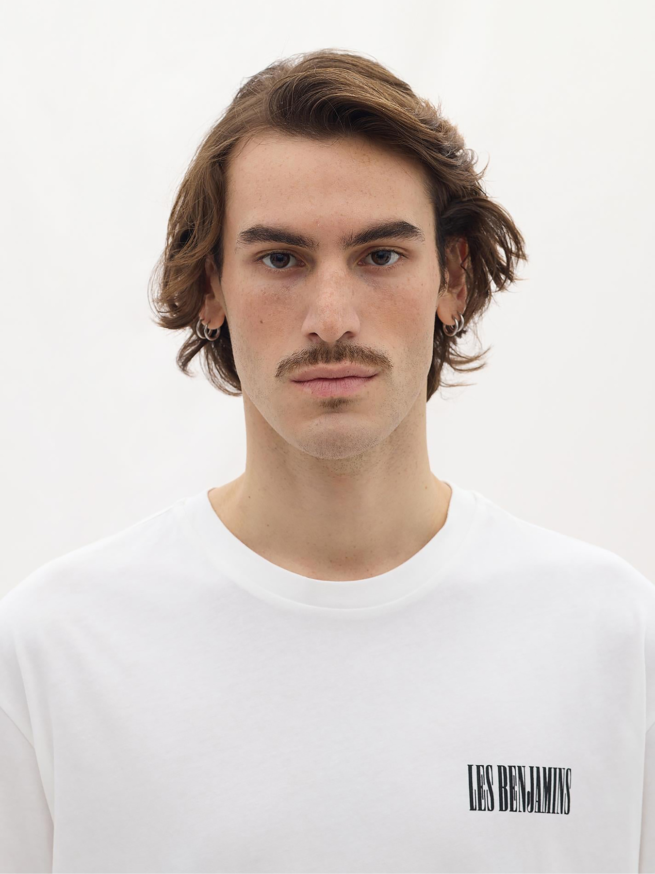 Футболка Les Benjamins модель LB24SSKISMUTS.025 Фото