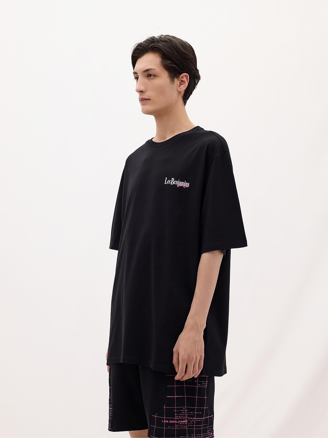 Футболка Les Benjamins модель LB24SSKISMUTS.028 Фото