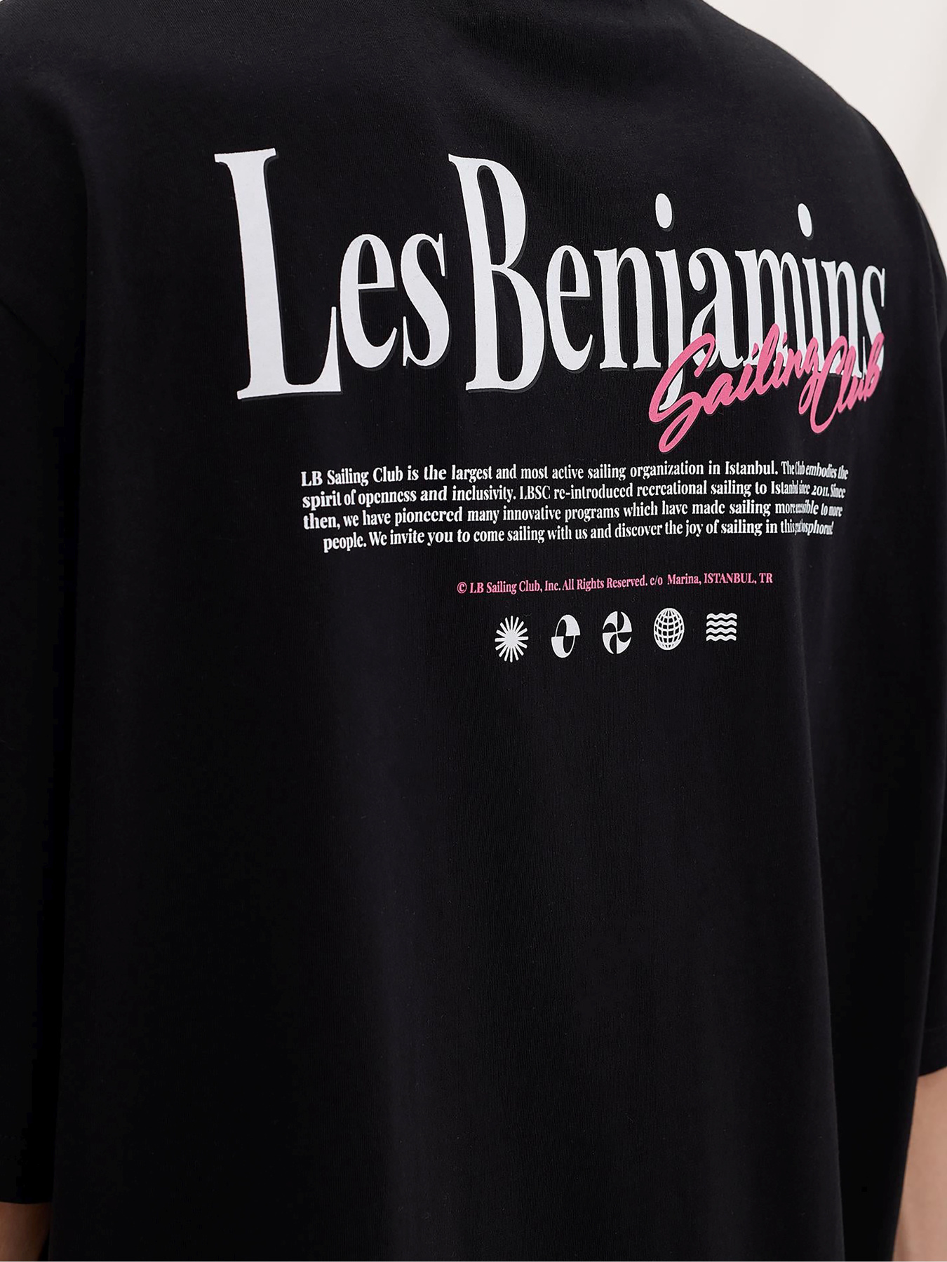 Футболка Les Benjamins модель LB24SSKISMUTS.028 Фото