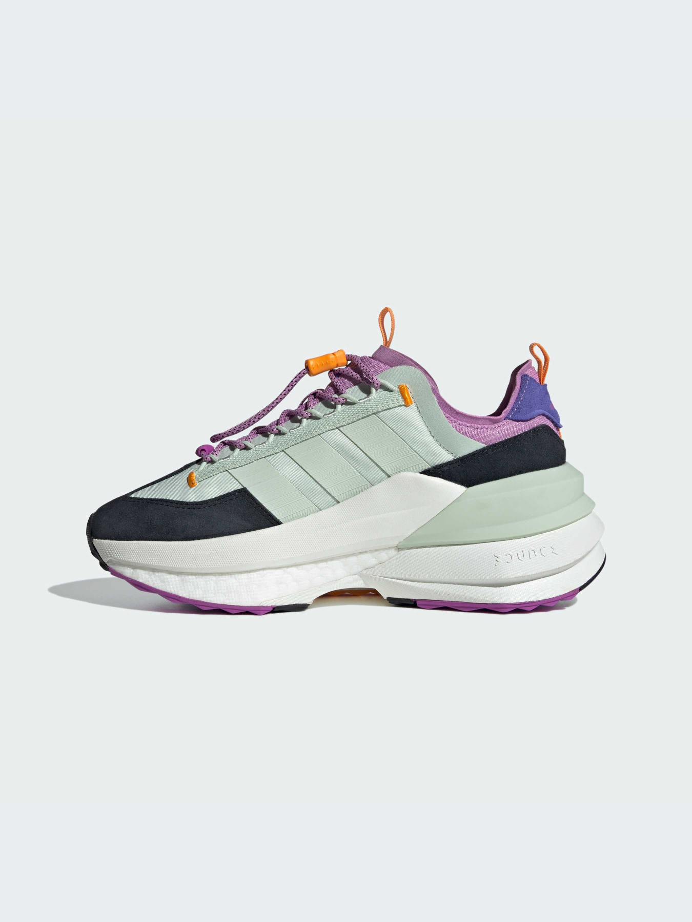Кроссовки Adidas AVRYN модель II0050-KZ Фото