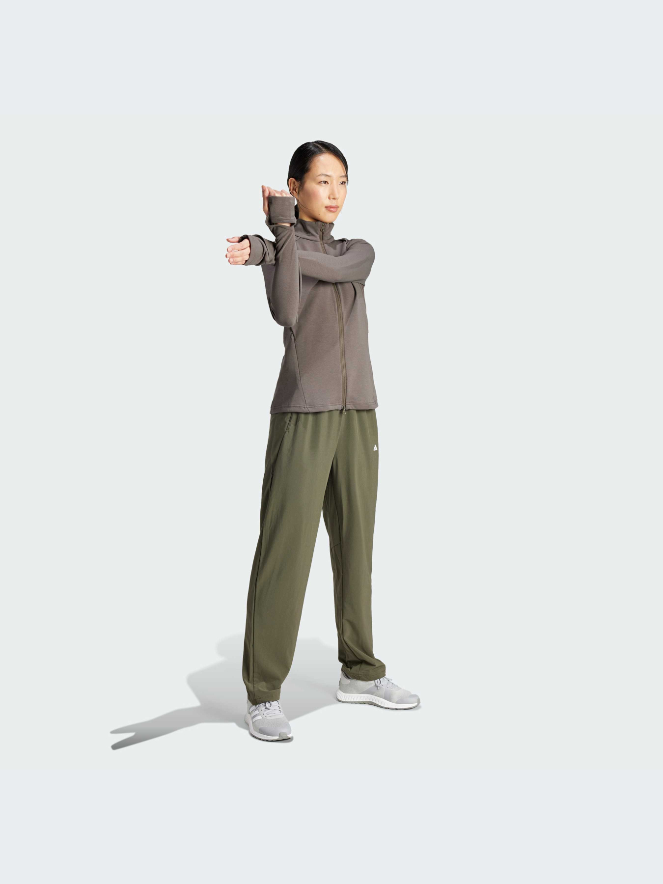 Худи и свитшоты Adidas модель IT0672-KZ Фото