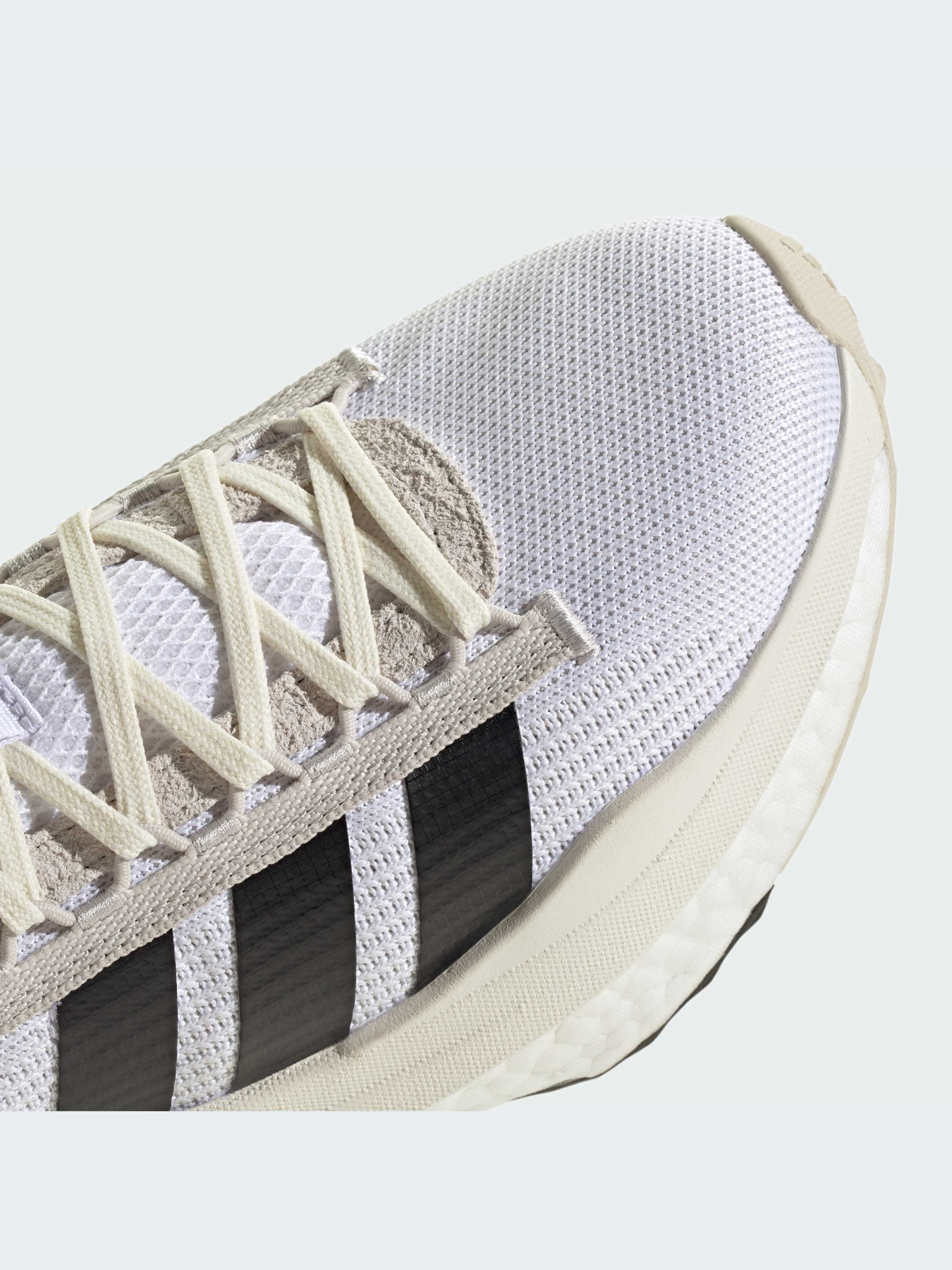 Кроссовки Adidas AVRYN модель JH6664-KZ Фото