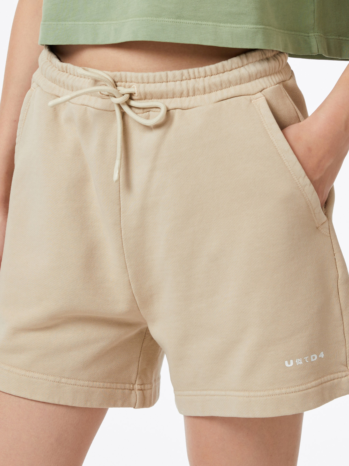 Шорты UNITED4 модель 24UWES.CML Фото