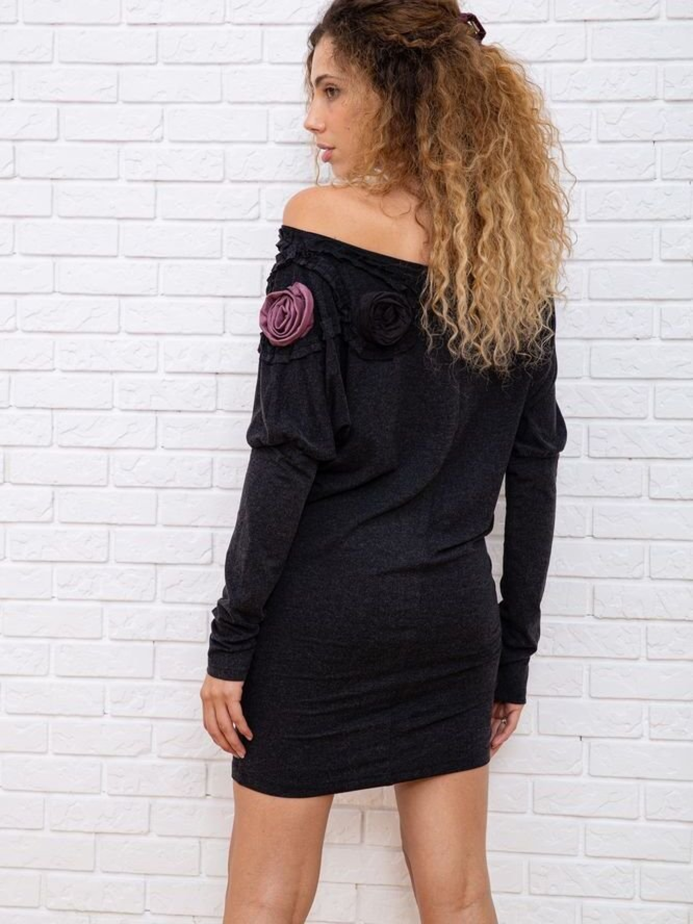 Платье мини Ager модель У-1118785::000000087 Фото