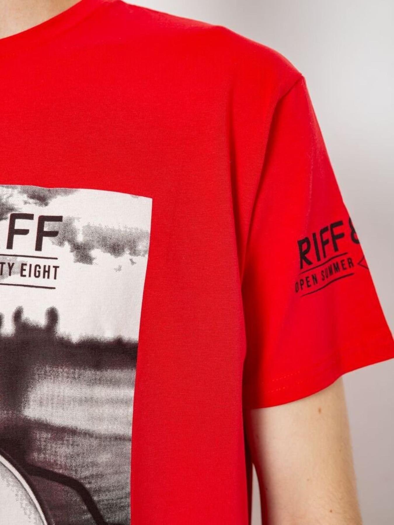 Футболка Ager модель У-1130702::000000050 Фото