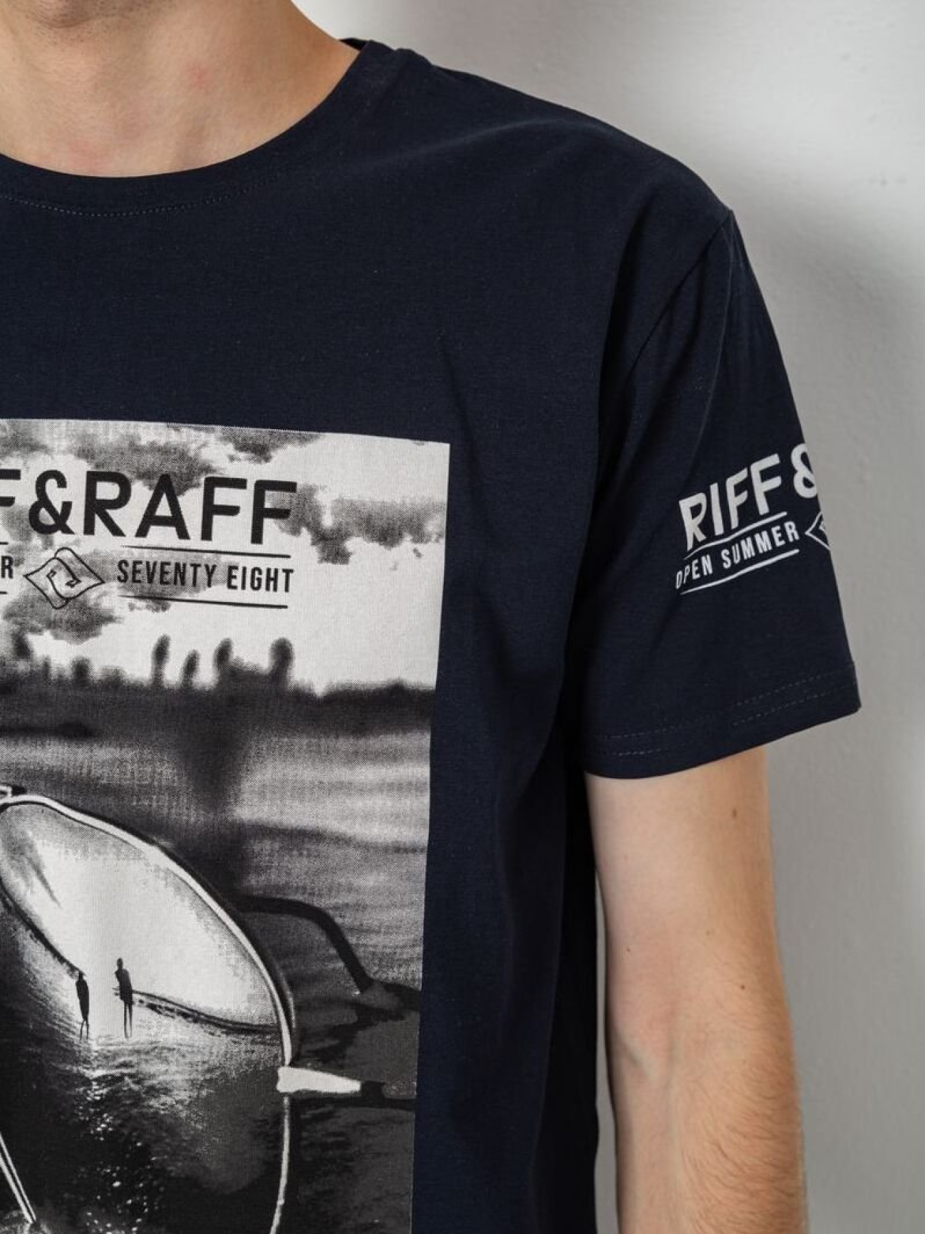 Футболка Ager модель У-1130702::000000090 Фото