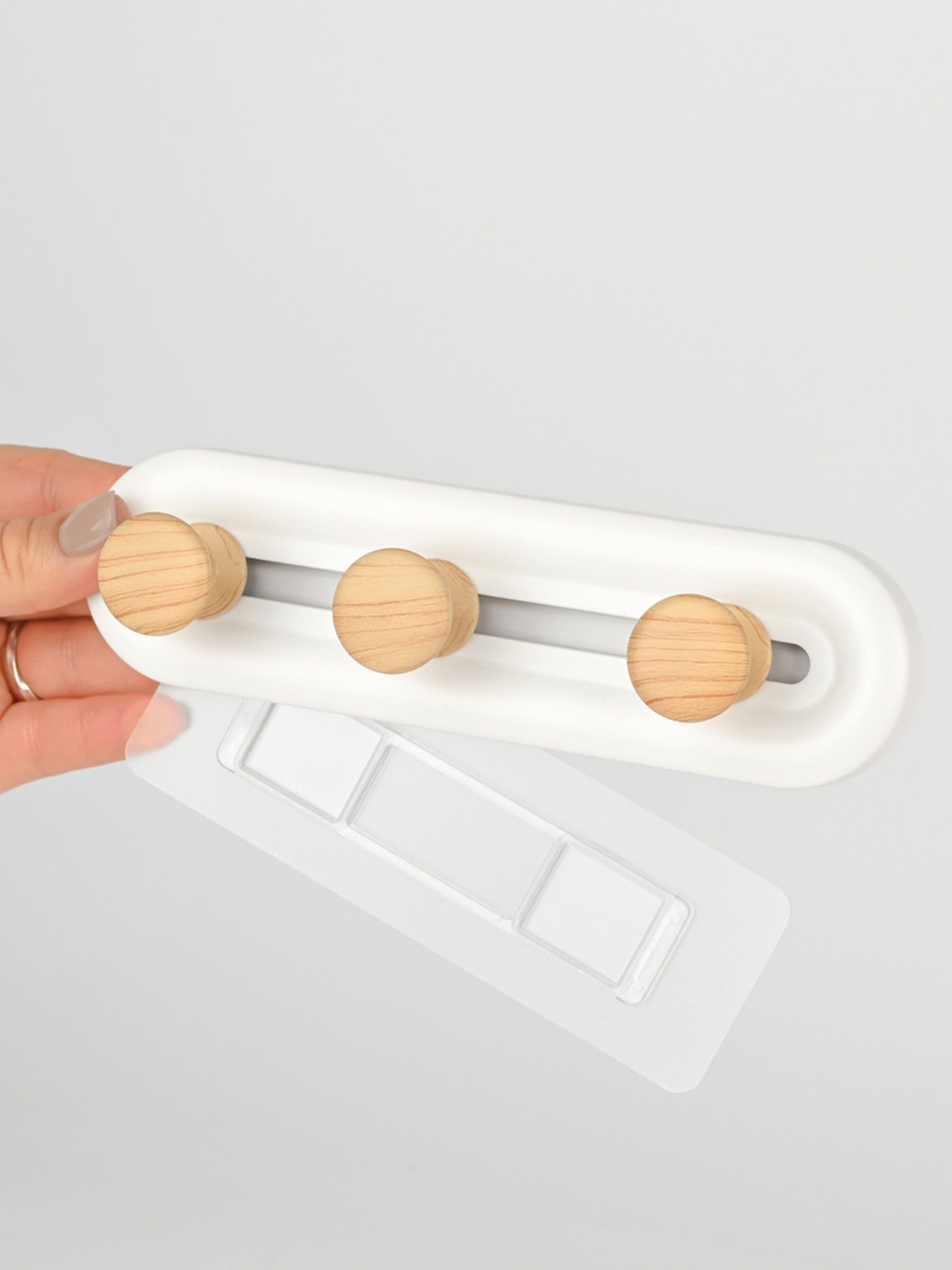 Вешалка на 3 крючка белая/дерево MBM HOME модель HP-01/3 WHITE/WOOD Фото