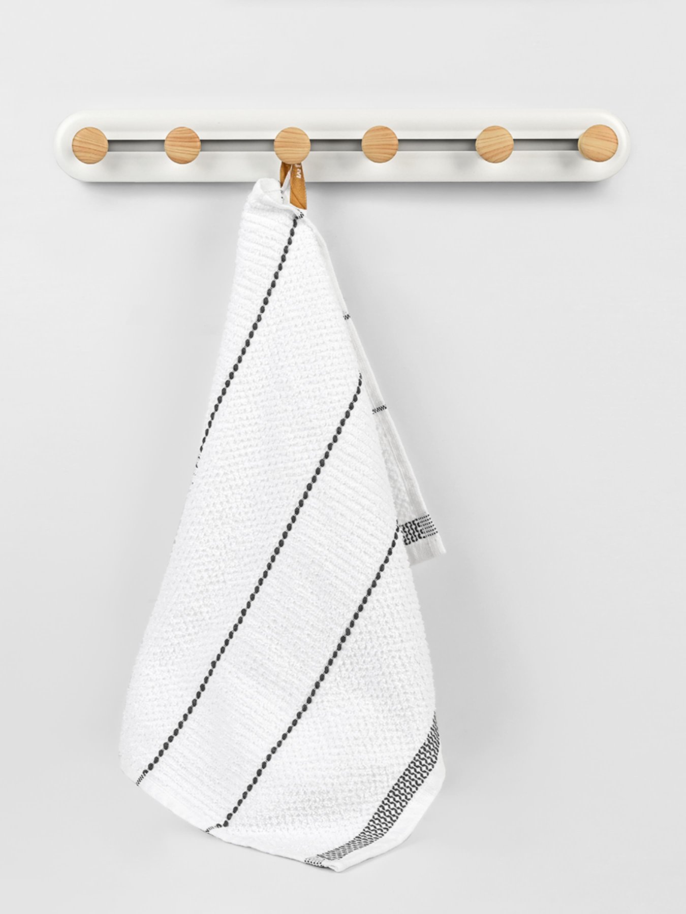 Вешалка на 6 крючков белая/дерево MBM MY HOME модель HP-01/6 WHITE/WOOD Фото