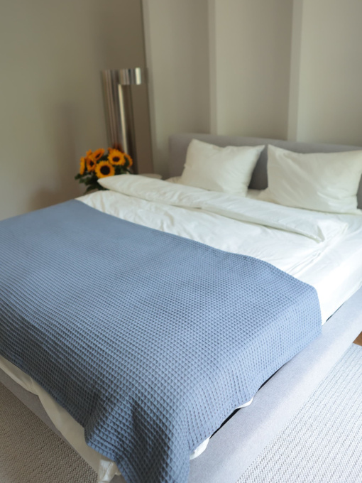 Хлопковое одеяло Точка цвет Сине-серый BedclozZzes модель 13904-2 Фото