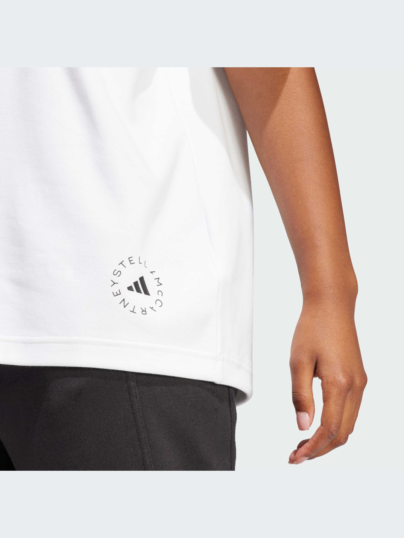 Спортивна футболка Adidas модель IB6855 Фото