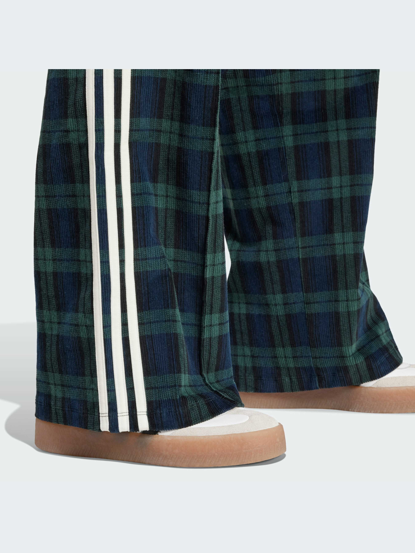 Повсякденні штани Adidas модель IX7415 Фото