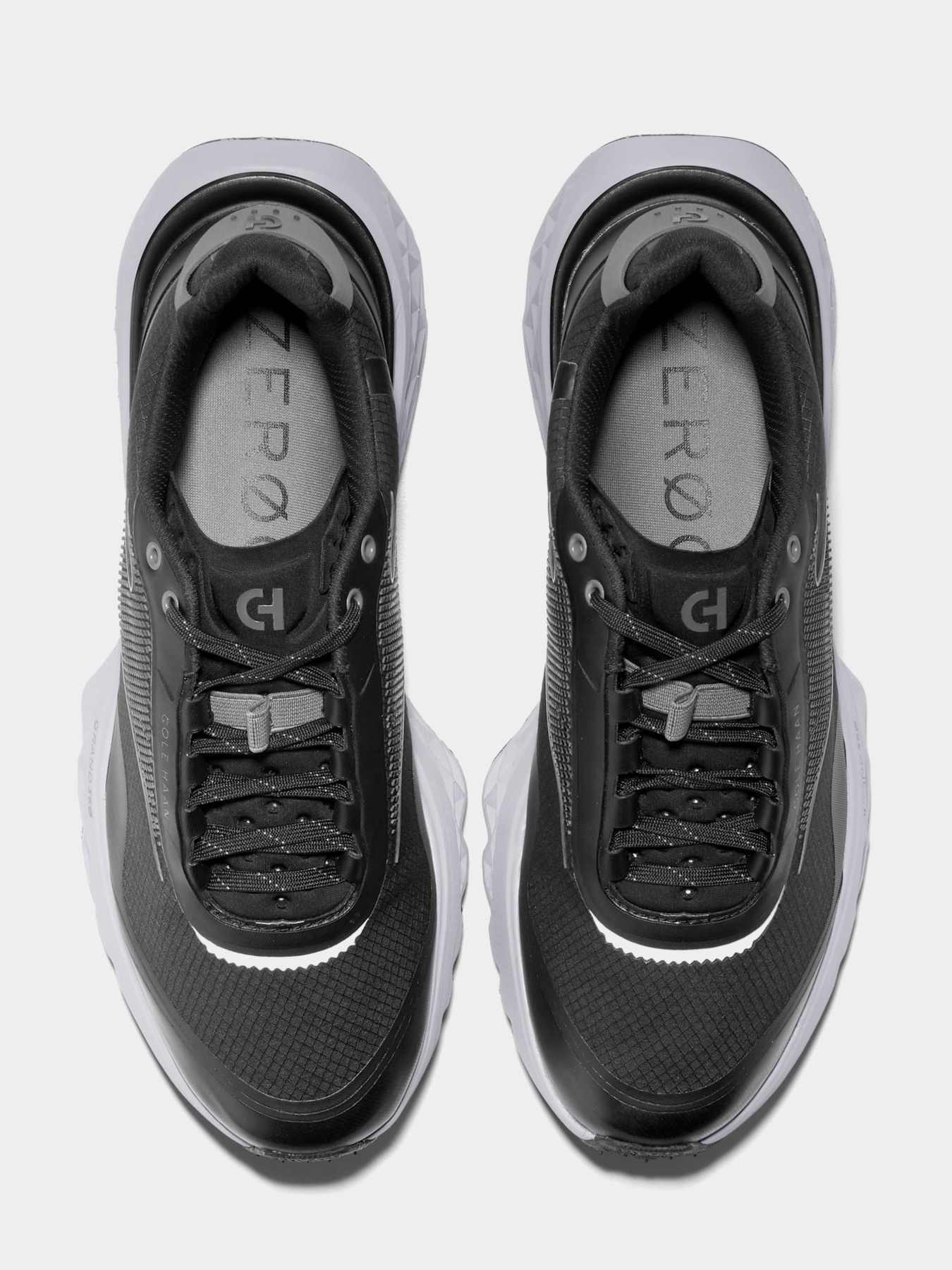 Кроссовки для бега Cole Haan модель C38672 Кроссовки для бега Cole Haan модель C38672 Фото