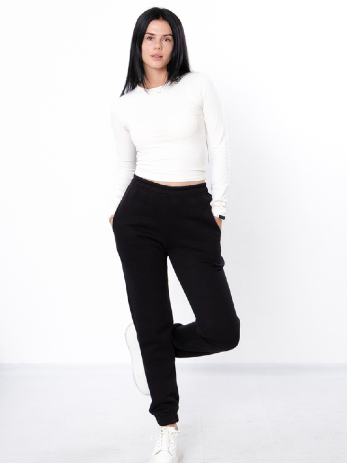 Джогери Носи своє модель 8391-025-chornij Джогери Носи своє модель 8391-025-chornij Фото