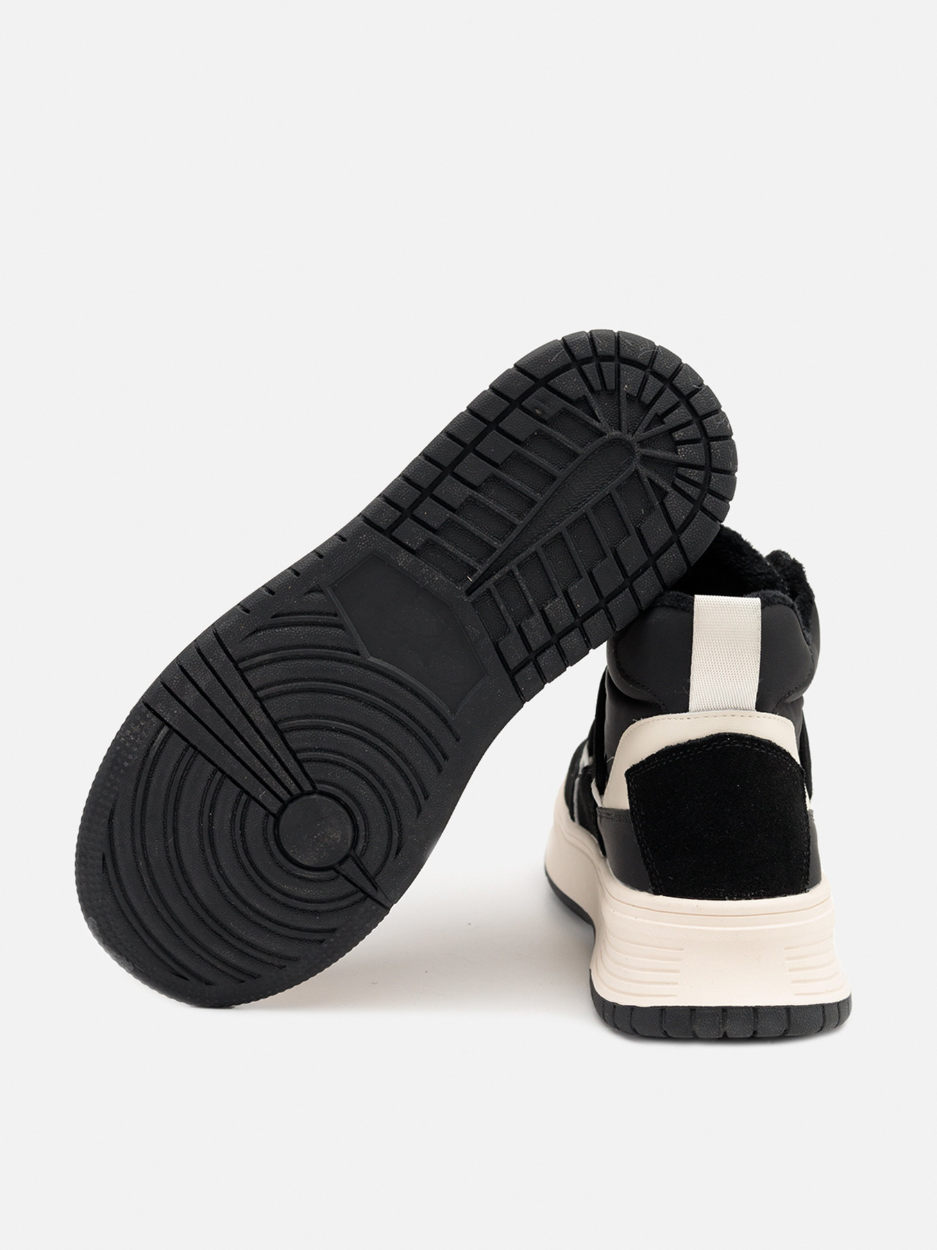 Кеди високі YUKI модель ЦБ-00251128 Кеди високі YUKI модель ЦБ-00251128 Фото