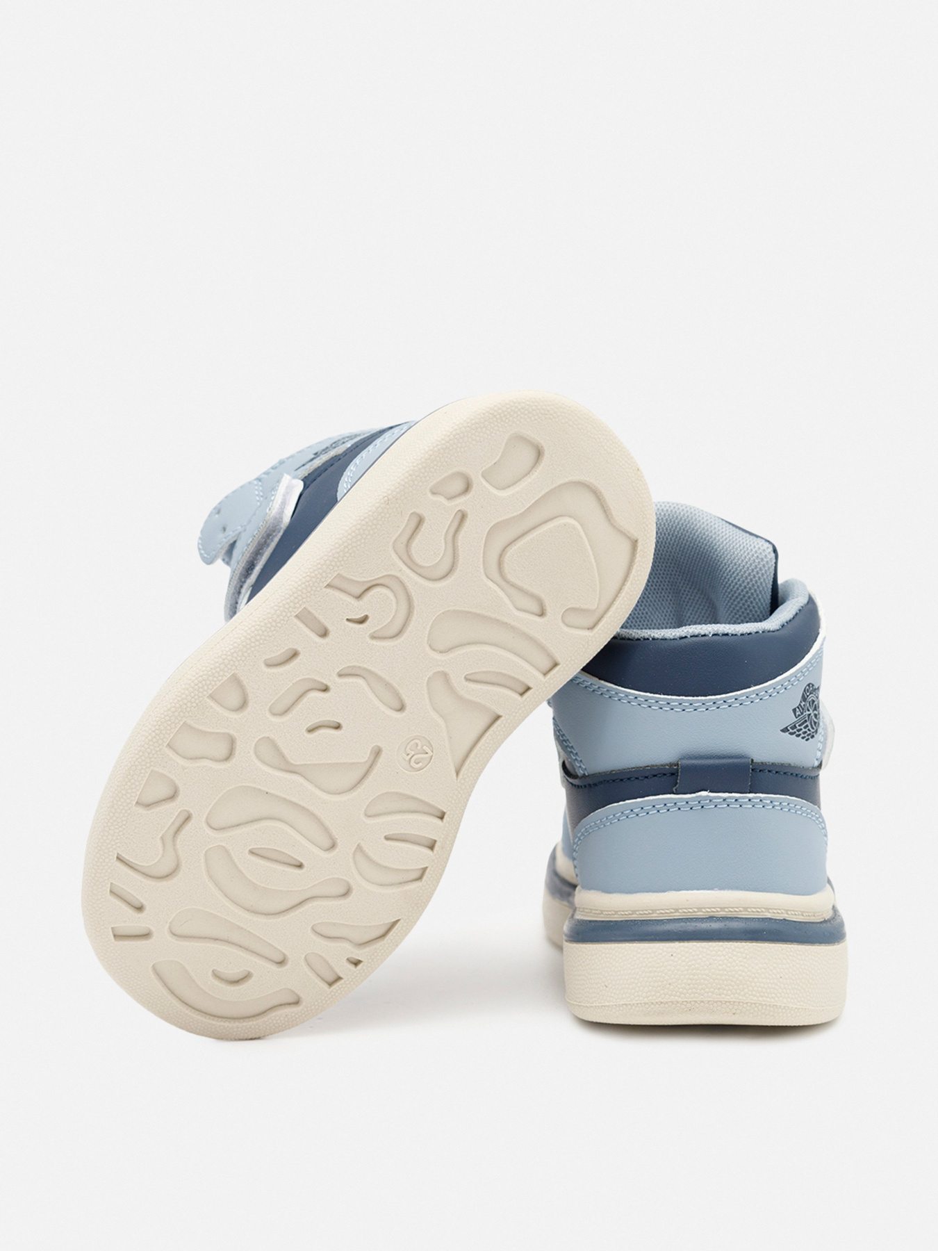 Кеди високі YUKI модель ЦБ-00257970 Фото