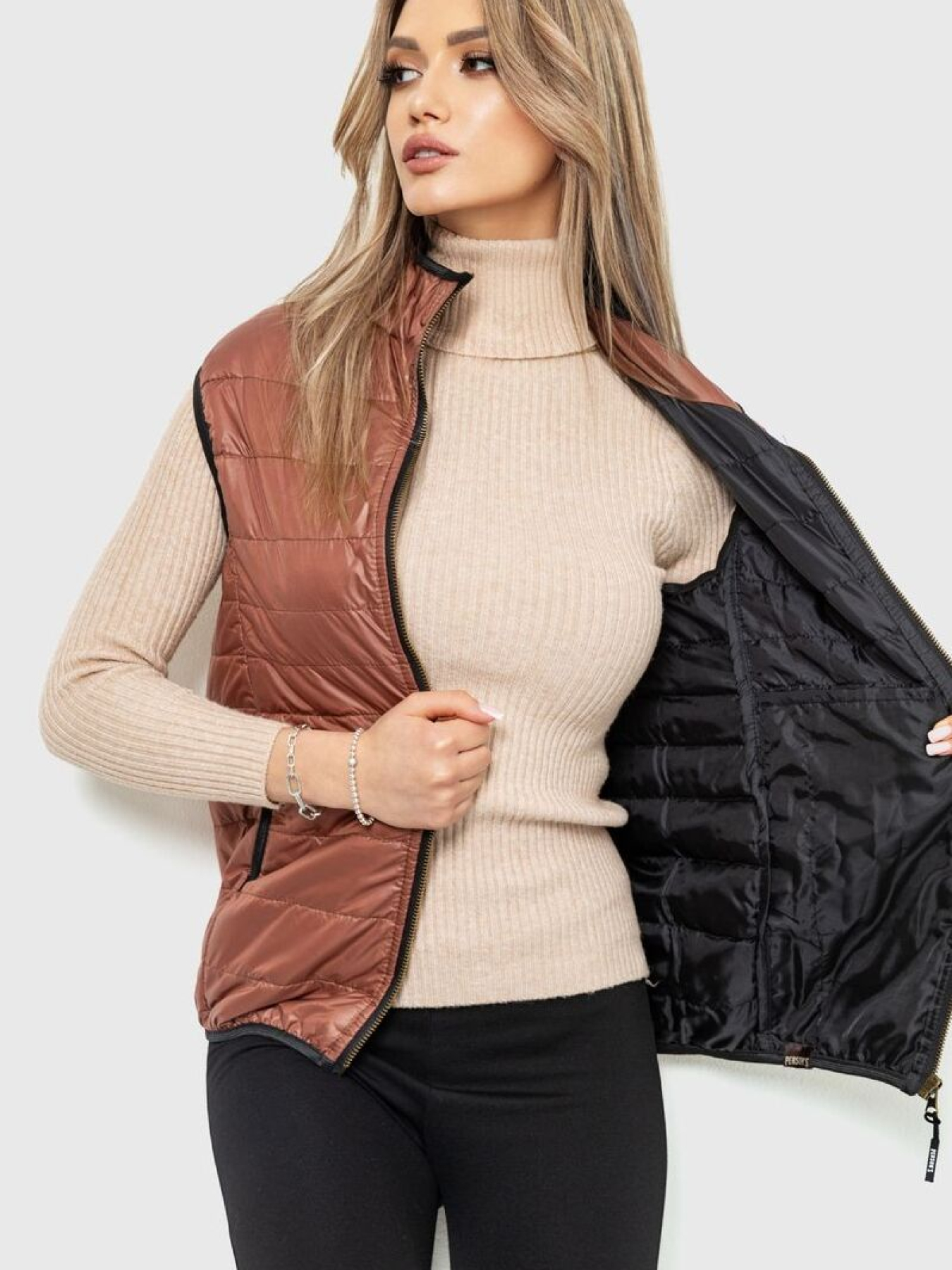 Жилет с утеплителем Ager модель У-1122118::000000046 Фото