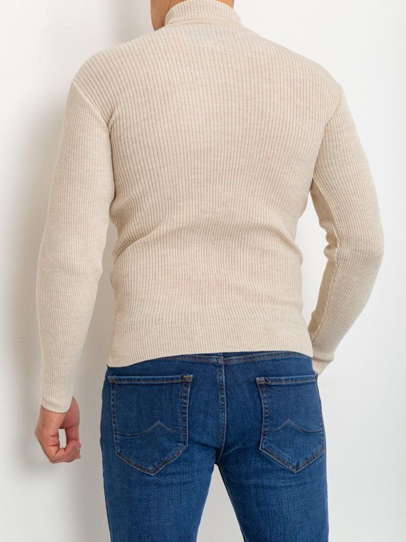 Свитер Ager модель У-1121398::010001505 Фото