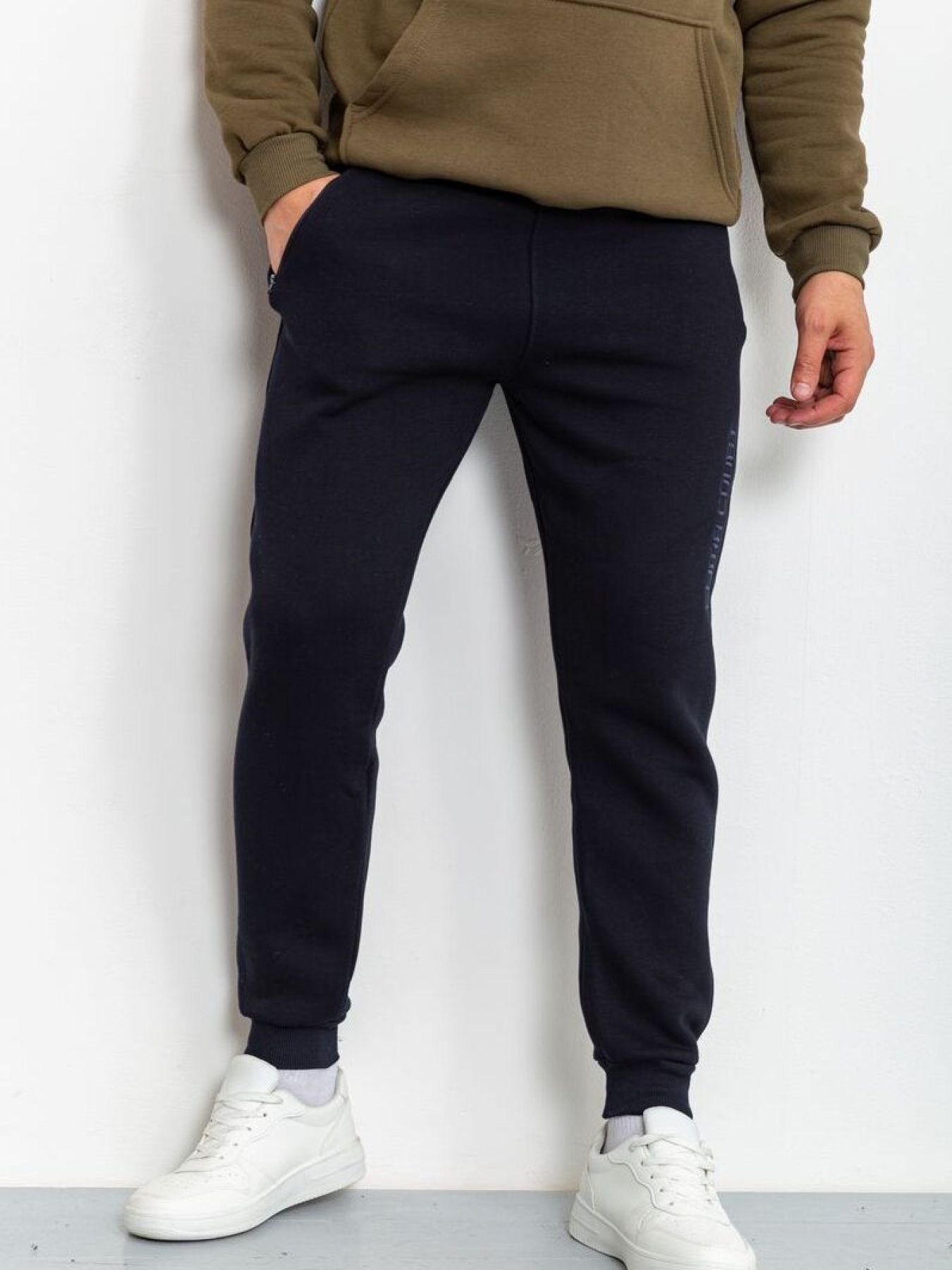 Спортивні штани Ager модель У-1121335::000000090 Фото