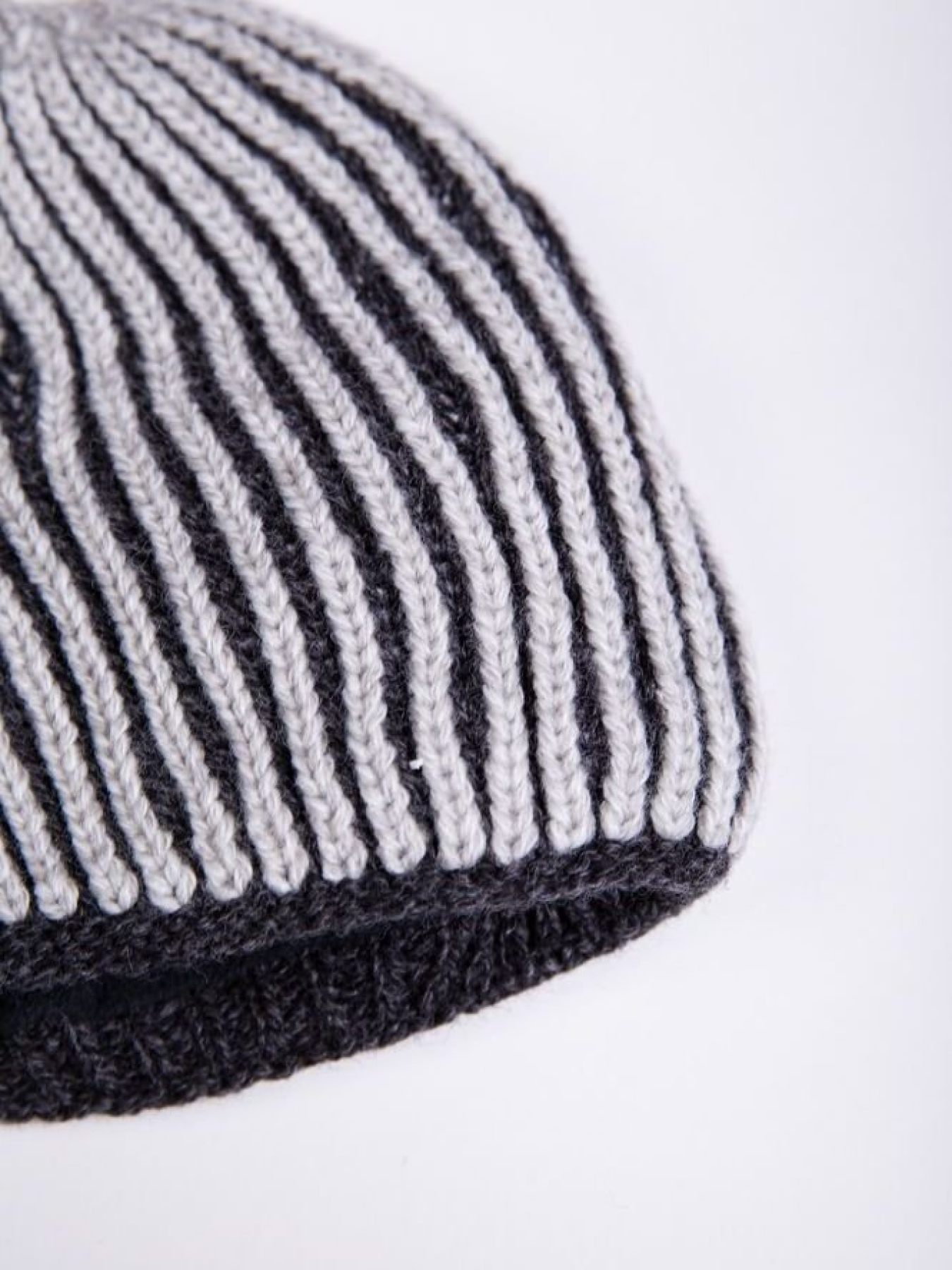 Шапка Ager модель У-1119464::000000072 Фото