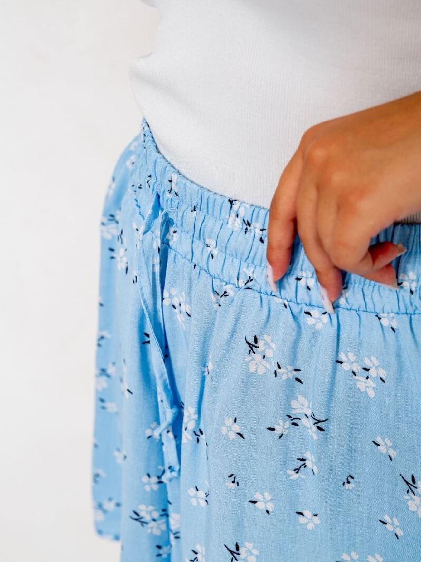 Повседневные шорты Ager модель У-1130583::000000031 Повседневные шорты Ager модель У-1130583::000000031 Фото