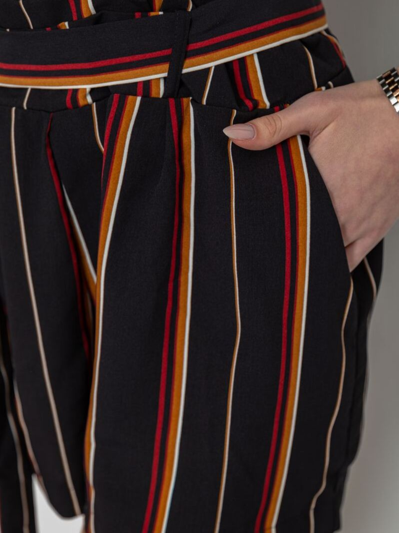 Шорты Ager модель У-1128443::000000096 Фото