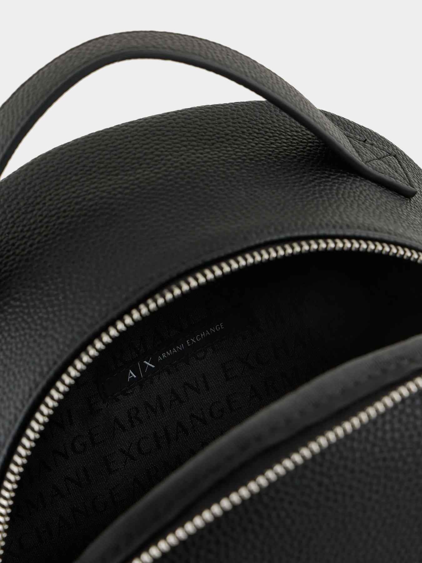 Рюкзаки Armani Exchange модель 949197-CC783-00020 Фото