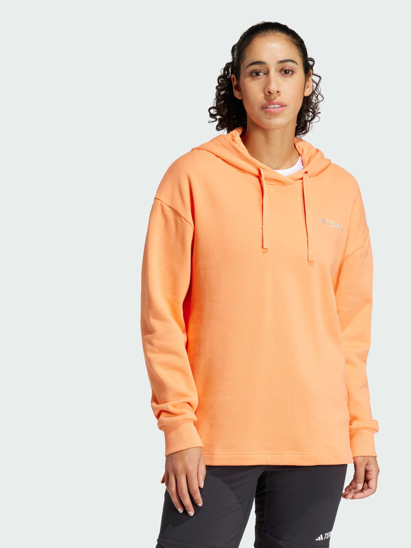 Спортивна кофта Adidas модель IS7227 Фото