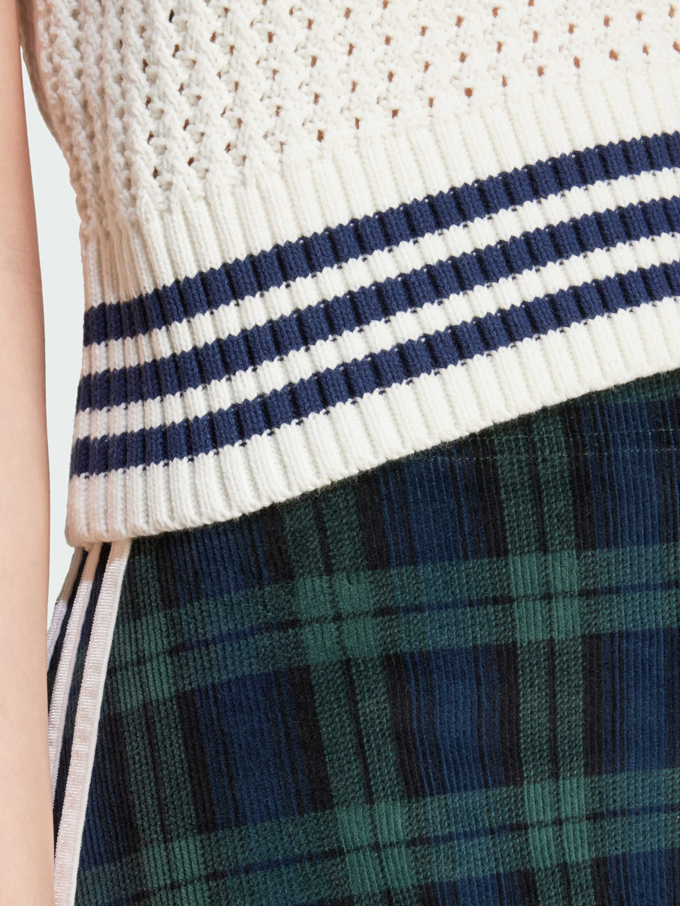 Жилет Adidas модель IX1037 Фото