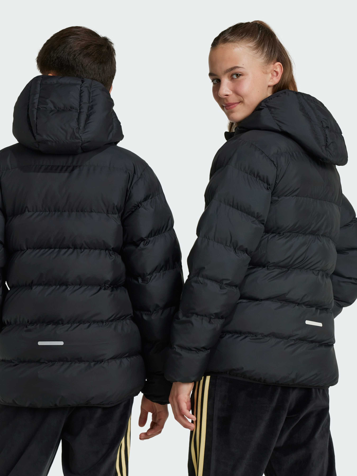 Зимняя куртка Adidas модель IV9505 Фото