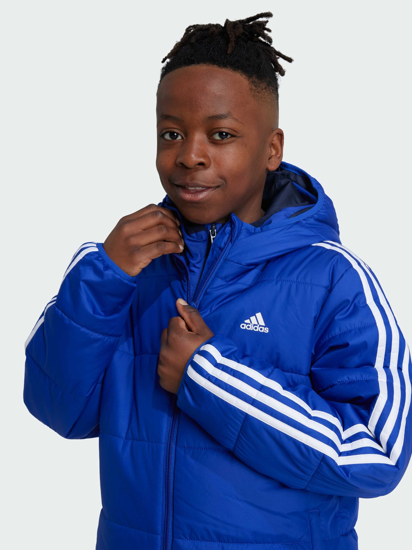 Демісезонна куртка Adidas модель IW0543 Фото