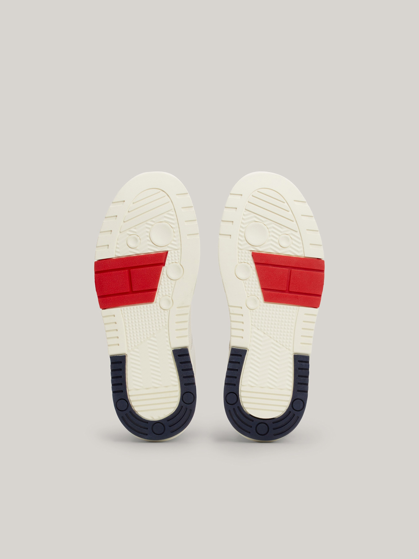 Кроссовки повседневные Tommy Jeans модель EN0EN02647.YBI Фото