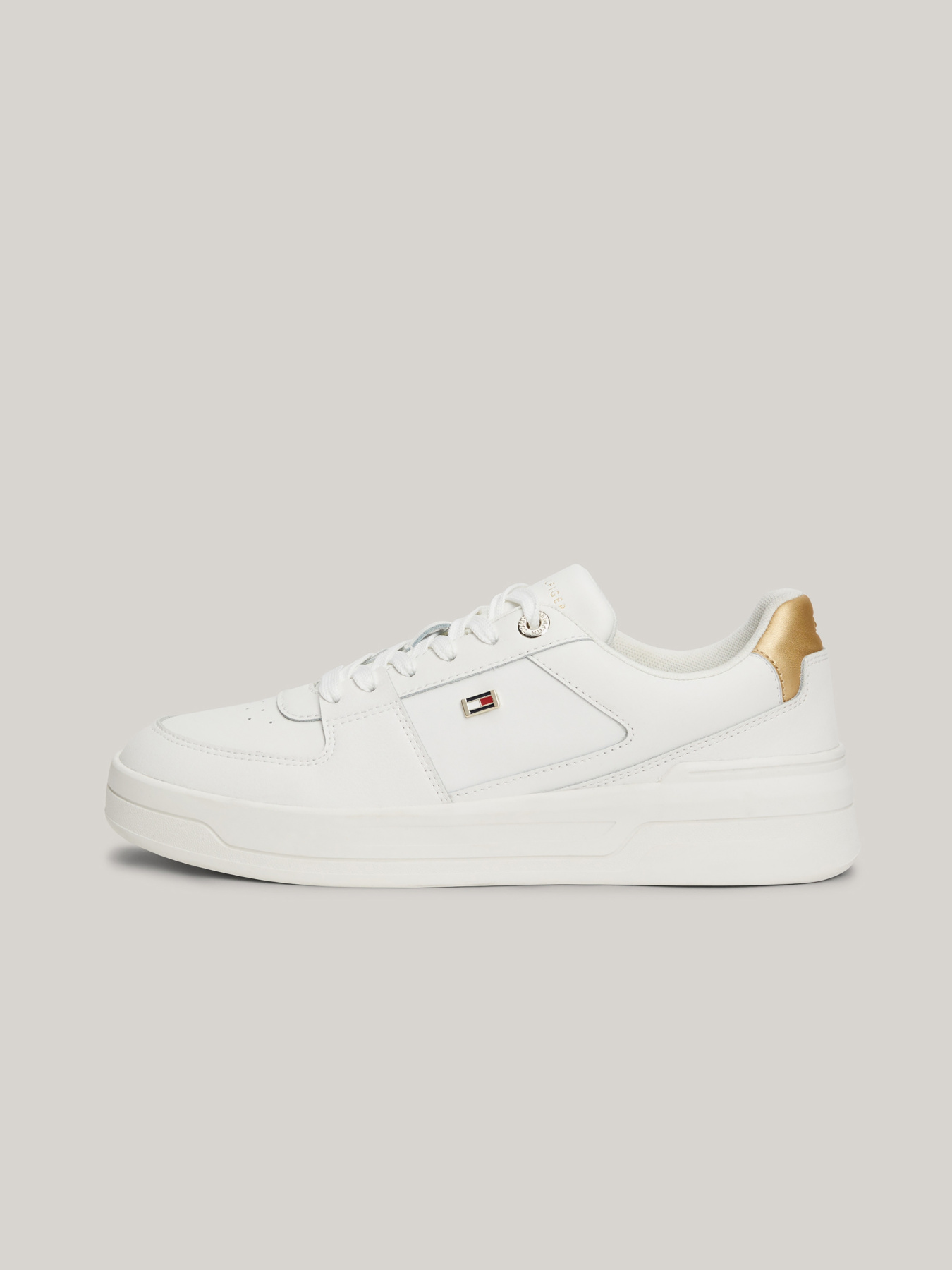 Кеды низкие Tommy Hilfiger модель FW0FW08076.YBL Фото