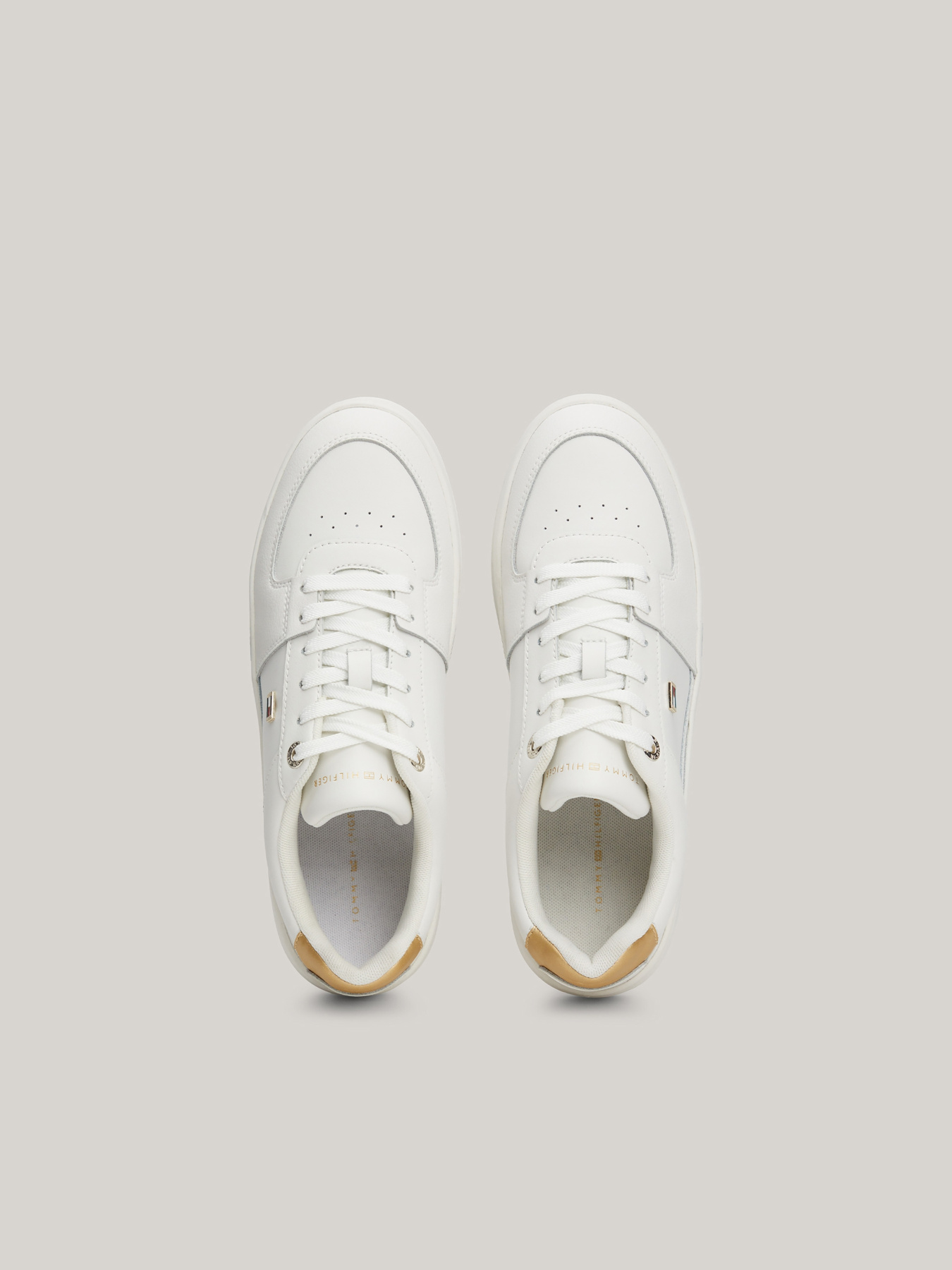 Кеды низкие Tommy Hilfiger модель FW0FW08076.YBL Фото