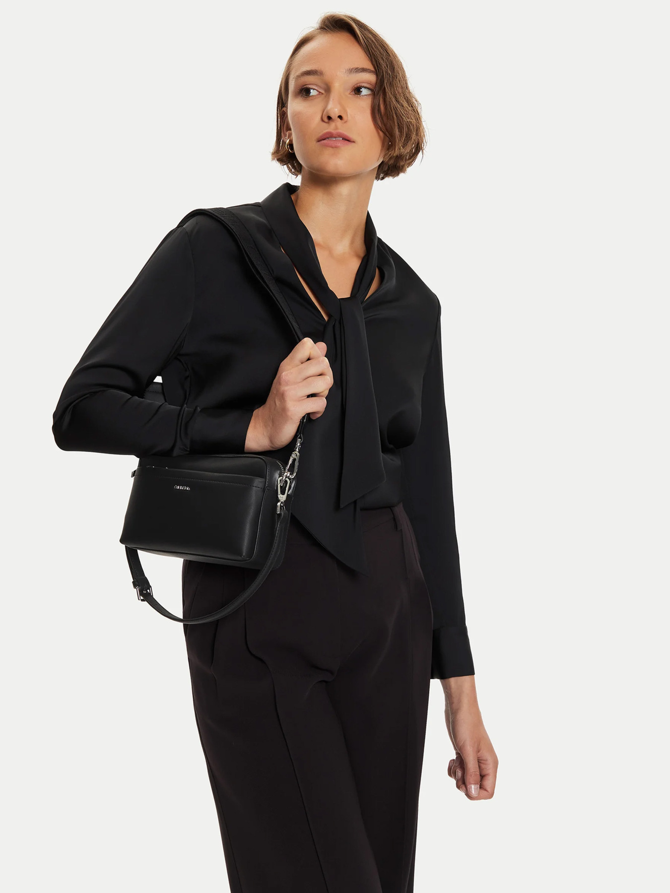 Сумки Calvin Klein модель K60K612901-BEH Фото