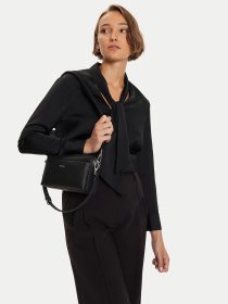 Сумки Calvin Klein модель K60K612901-BEH Фото