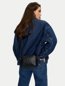 Сумки Calvin Klein модель K60K612726-BEH Фото
