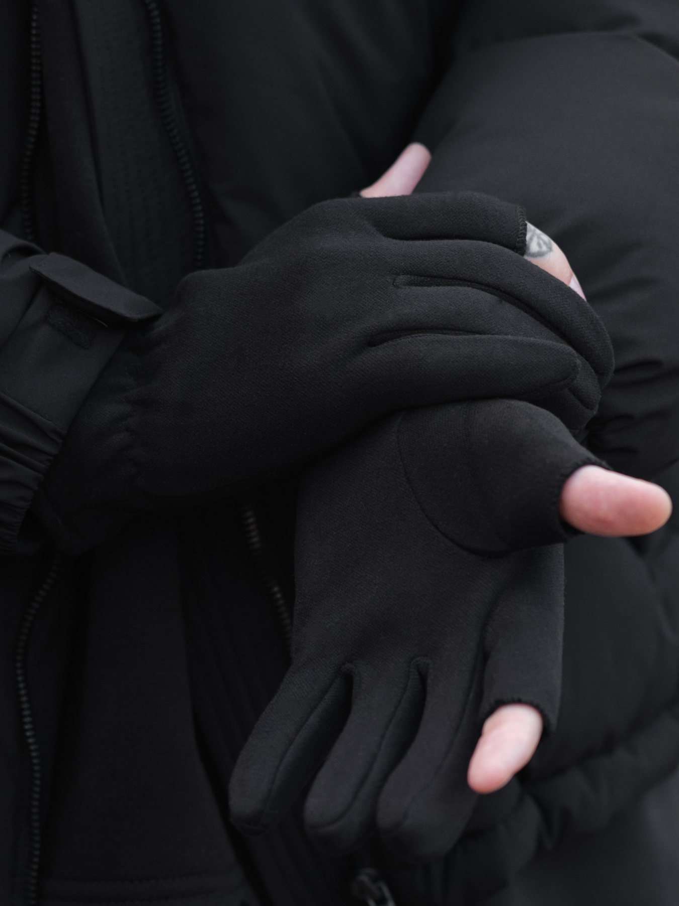 Рукавички Without модель 8049398 Фото