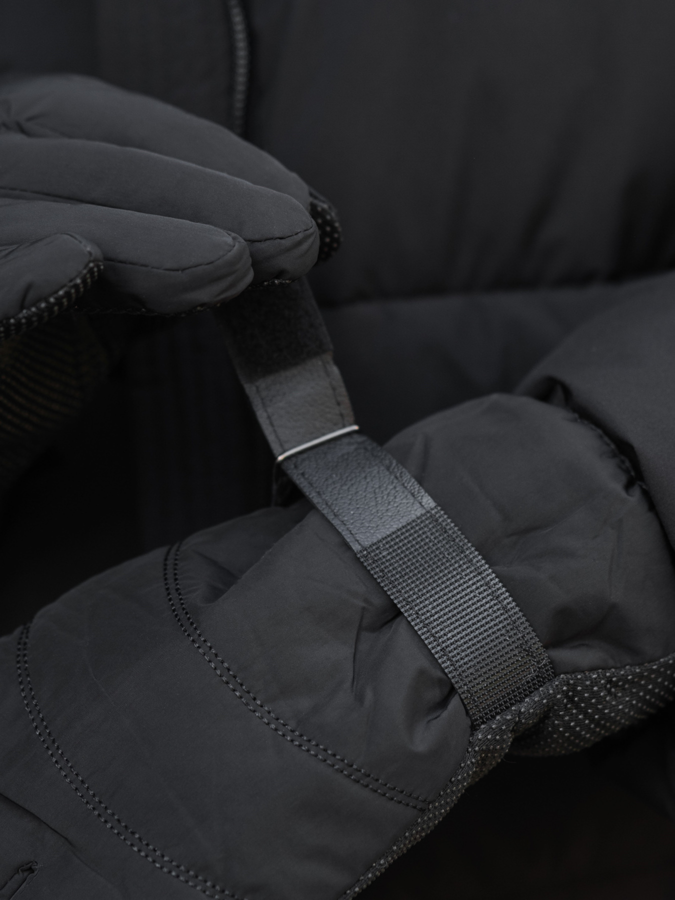 Рукавички Without модель 8049403 Фото